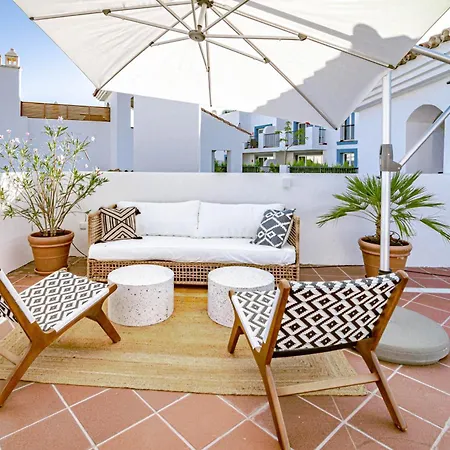 Paraiso Pueblo B52 Apartman *